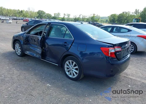 2014 Toyota Camry Hybrid Xle from USA, damaged, VIN 4T1BD1FK0EU128682